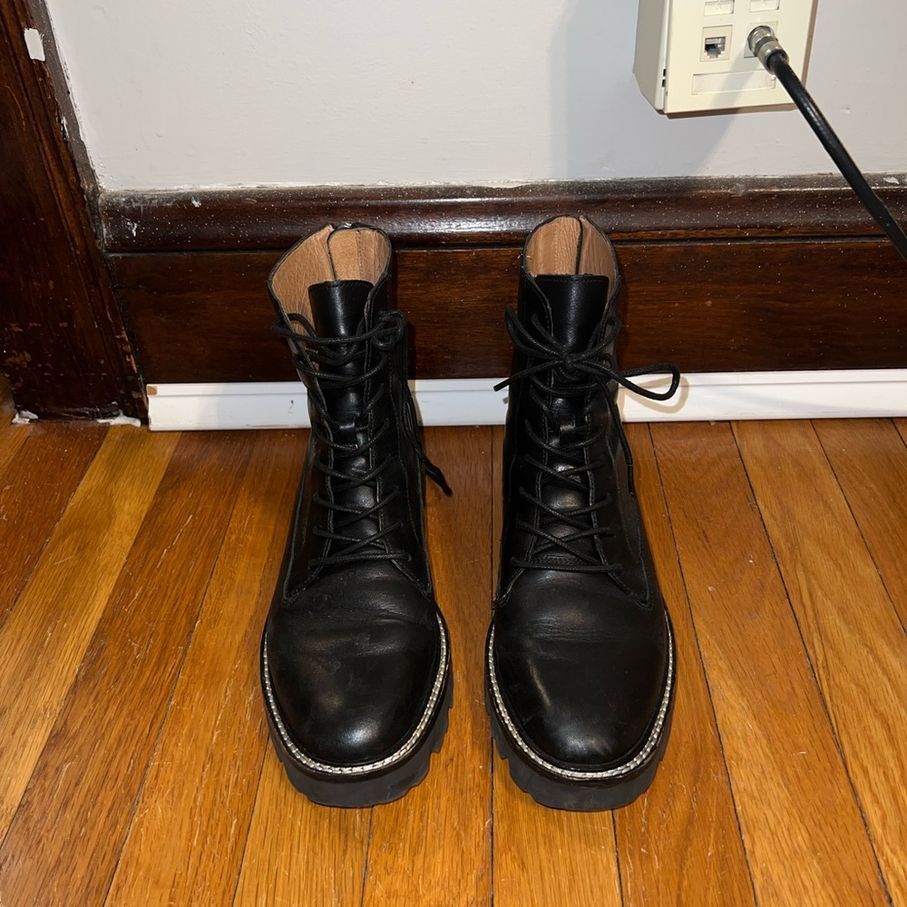 Madewell The Citywalk Lugsole Lace-up Boot in Leather Antique Cream Size 8.5